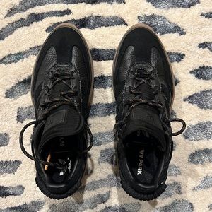 Ivy Park Sneakers Black x Black | W 7